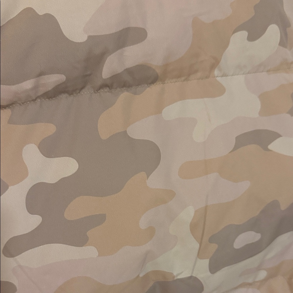 Fabletics Beige Puffer Jacket - Picture 4 of 5